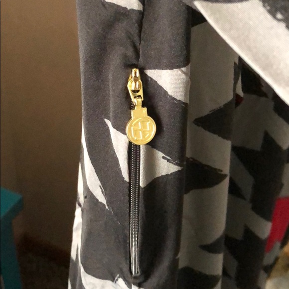 Jane- Wrap Dress - Picture 4 of 5